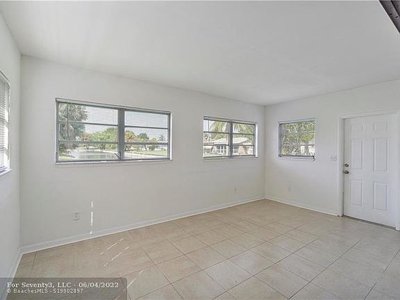 5th image of 7205 NW 57th Ct