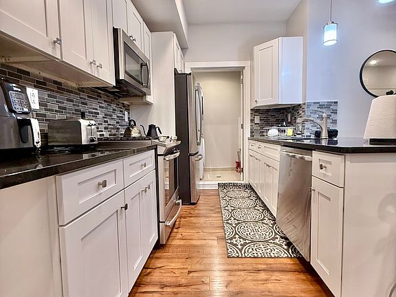 5th image of 330 Cambridge St #O2b