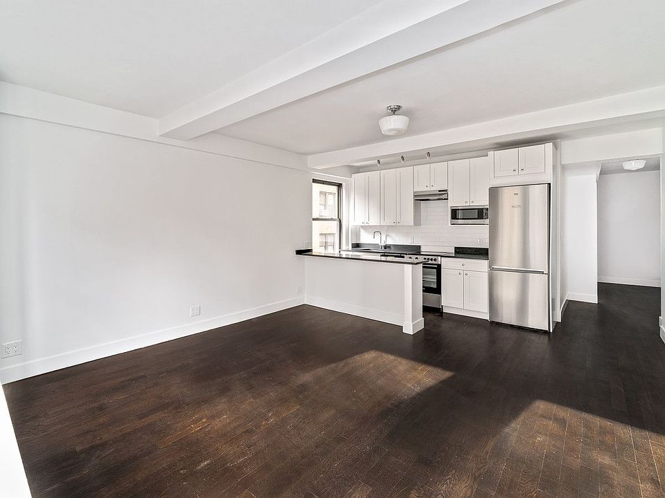 1st image of 253 W 72nd St APT 1010