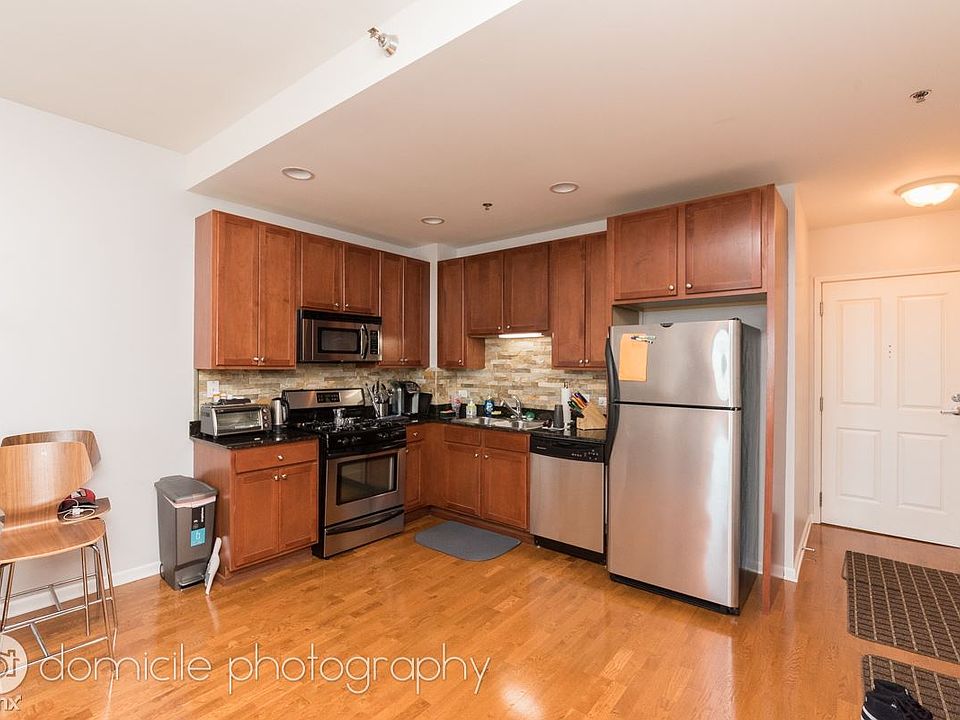 2019_7_23_828_W_Grace_Unit_1407_3_MLS_ONLY