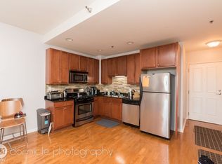 828 W Grace St APT 1210, Chicago, IL 60613