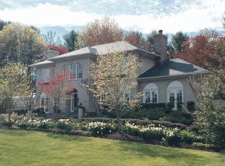 218 River Park Dr, Great Falls, VA 22066