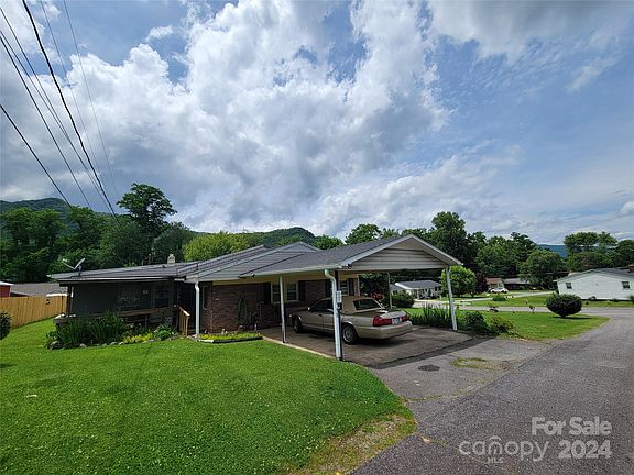 4th image of 18 Leisure Ln