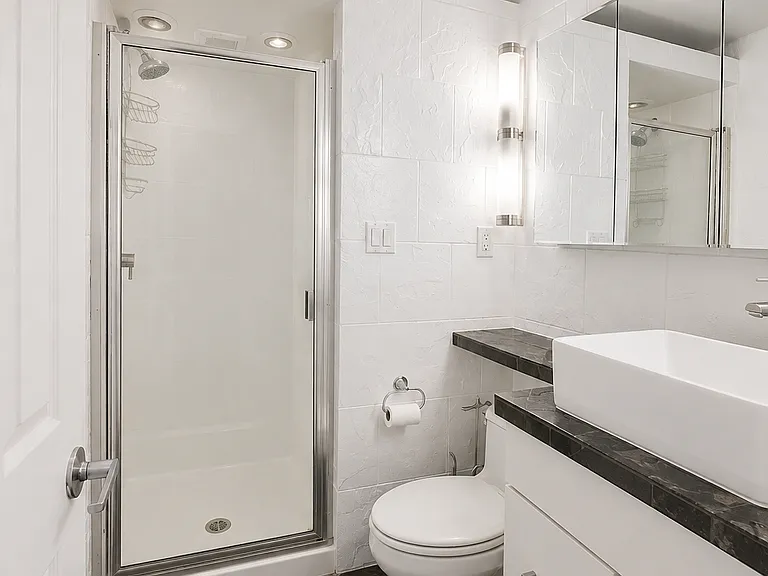 1356 N Pearl St #304 — Photo 12