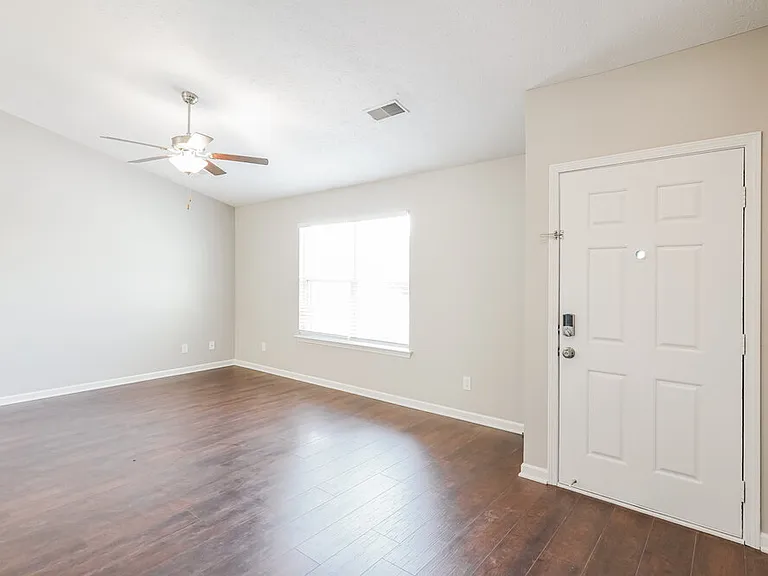 3260 Cain Harbor Dr — Photo 3