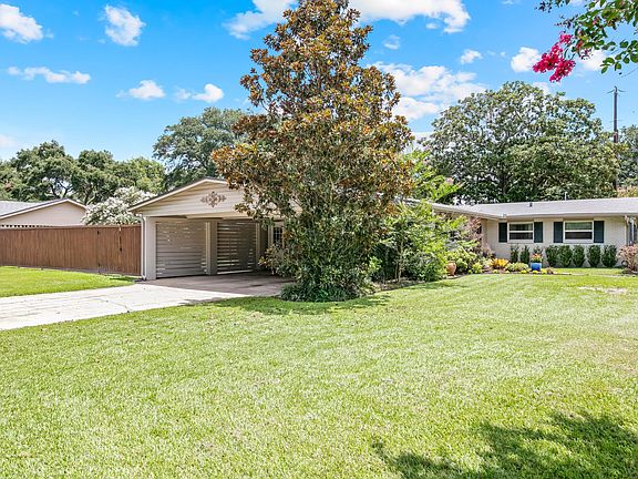 4th image of 202 Churchill Dr