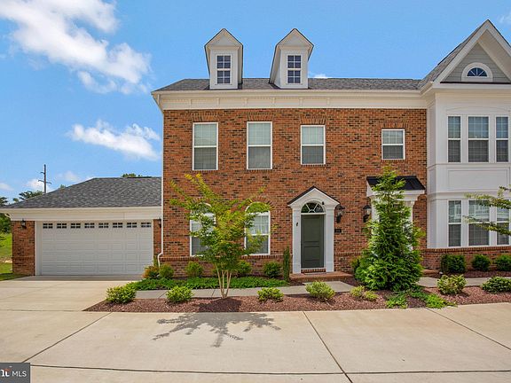 4th image of 254 Buckeye Cir