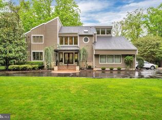 9 N Country Lakes Dr, Marlton, NJ 08053