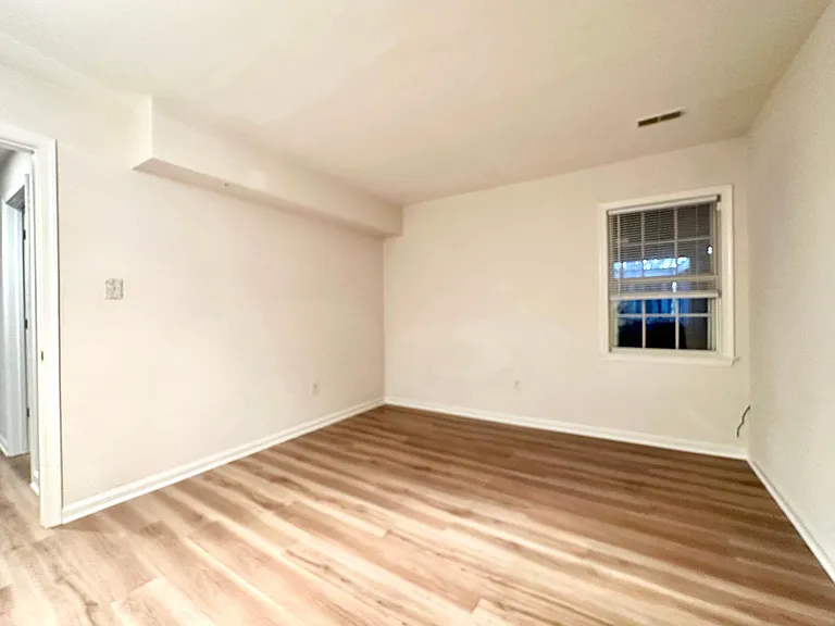 20322 Butterwick Way — Photo 40