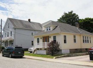 27 High St, Groton, CT 06340