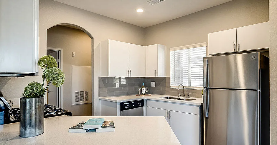 Bella Solara Apartment Homes — Photo 2