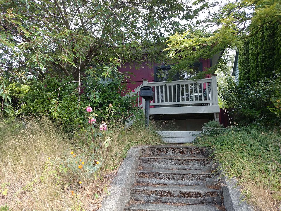2nd image of 830 NW 62nd St