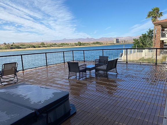 2nd image of 967 Riverfront Dr
