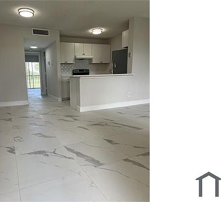 2nd image of 1429 Meadows Cir W #429