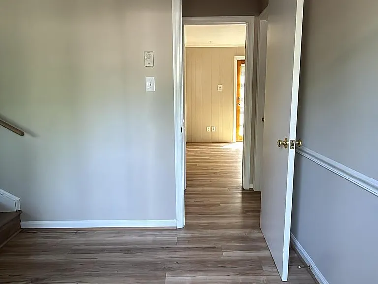 521 Laurel Ave — Photo 18