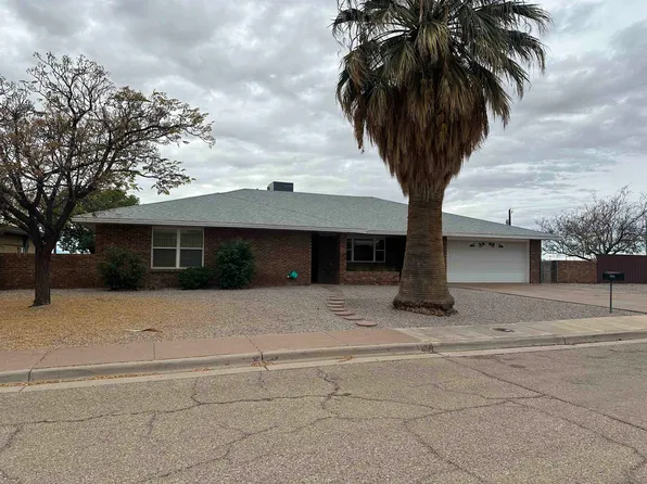 2802 Carmel Dr, Alamogordo, NM 88310