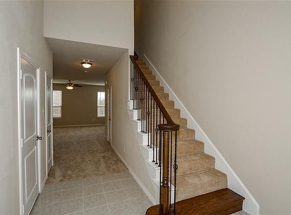 4th image of 5748 Maui Dr