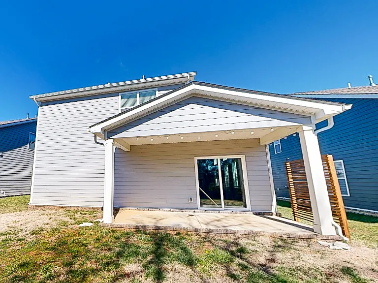 846 Lexi Ln — Photo 2
