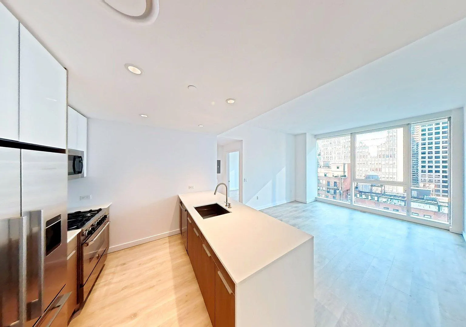 242 West 53rd Street — Photo 2