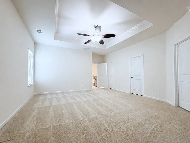 25707 Bishop Grove Ter — Photo 10