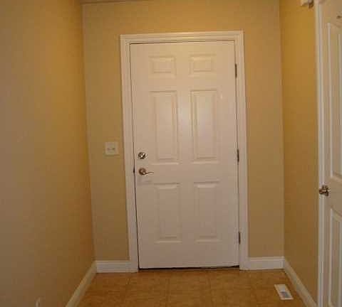 2nd image of 4868 Marble Dr