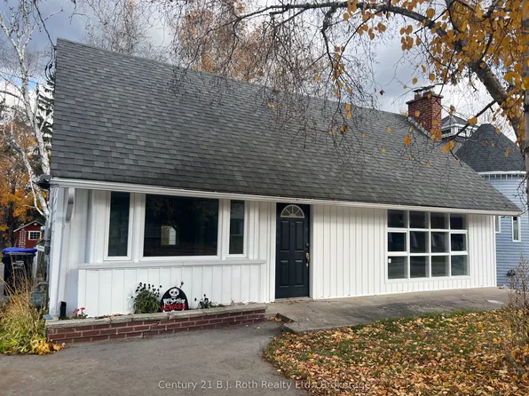 309 Manly St, Midland, ON L4R 3C7