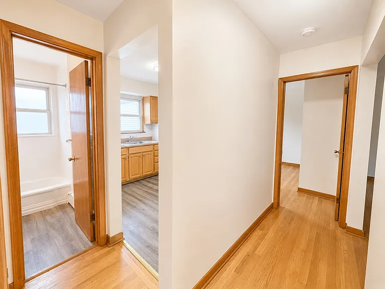 40 Stuyvesant Ave #4 — Photo 5