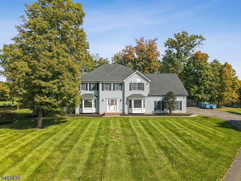 1st image of 14 Eagle Dr