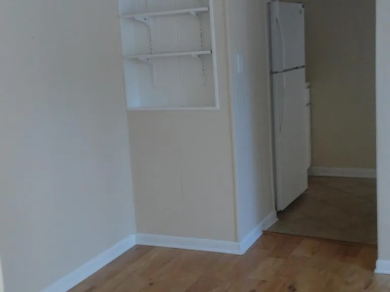 111 N Lake Ave #2 — Photo 7