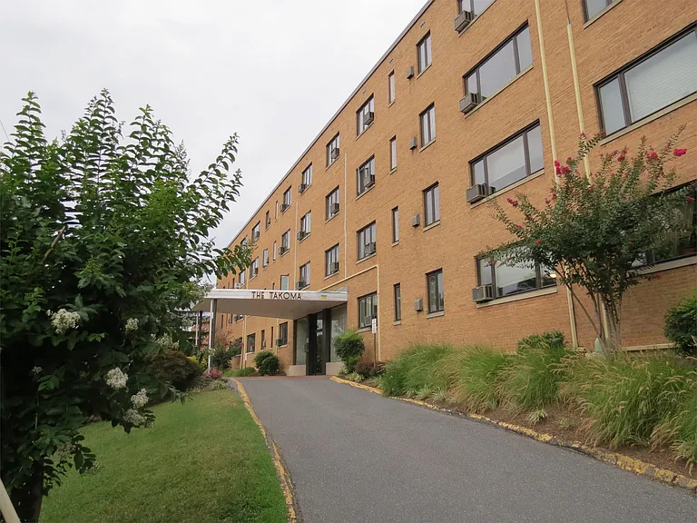 111 Lee Ave #112 — Photo 2