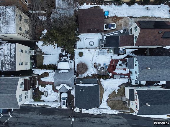 3rd image of 369 Hops Ln