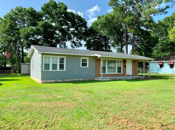 706 W Main St, Hartford, AL 36344