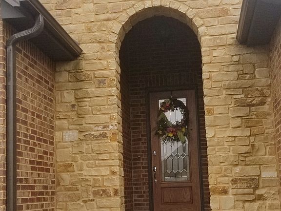 3rd image of 1521 Birchwood Ct