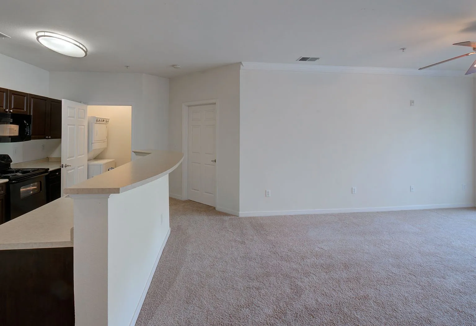 Red Mill Landing Apartment Homes — Photo 2