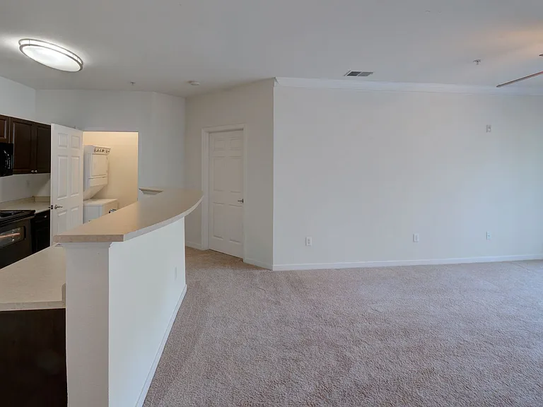 Red Mill Landing Apartment Homes — Photo 2