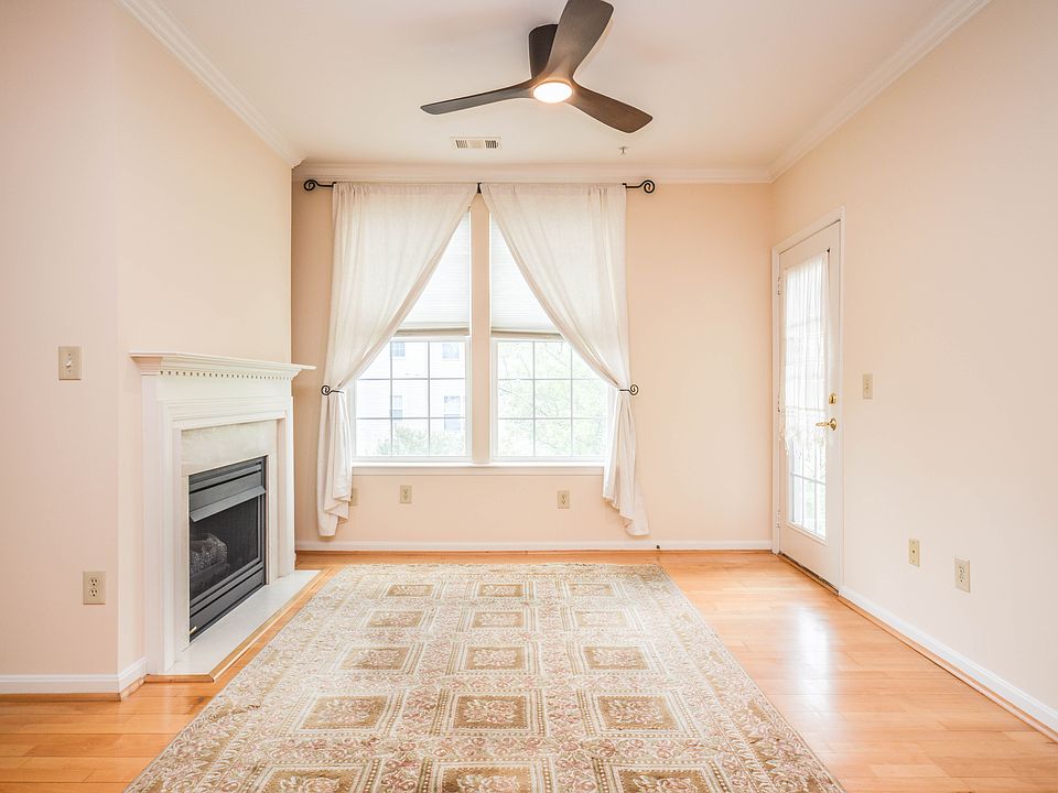 1st image of 4950 Brenman Park Dr APT 303