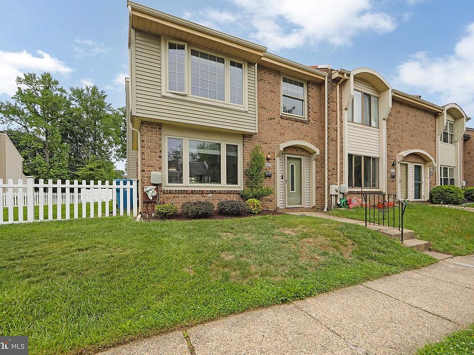 1st image of 1109 Sheffield Ct