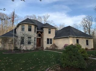 10367 Fawn Ridge Dr, Greenville, MI 48838