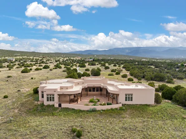 3 La Canada Pl, Sandia Park, NM 87047