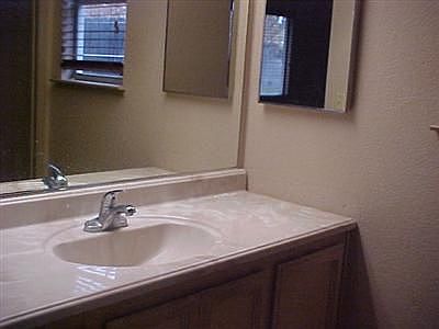 4th image of 8059 Stags Leap Ct