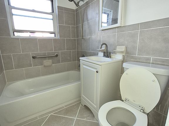 3rd image of 216-01 Hillside Ave #A