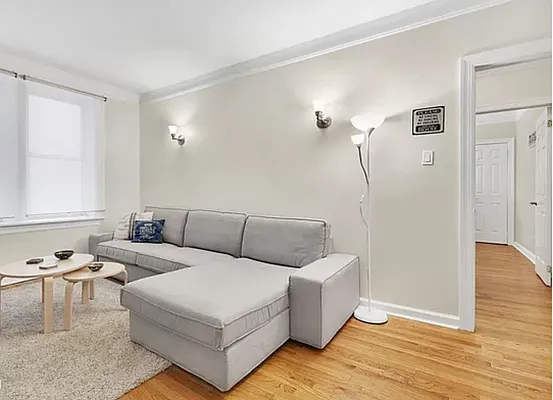 Rented by Manhattan Realty Group | media 20