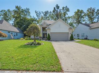 32925 Titus Hill Ln, Avon Lake, OH 44012