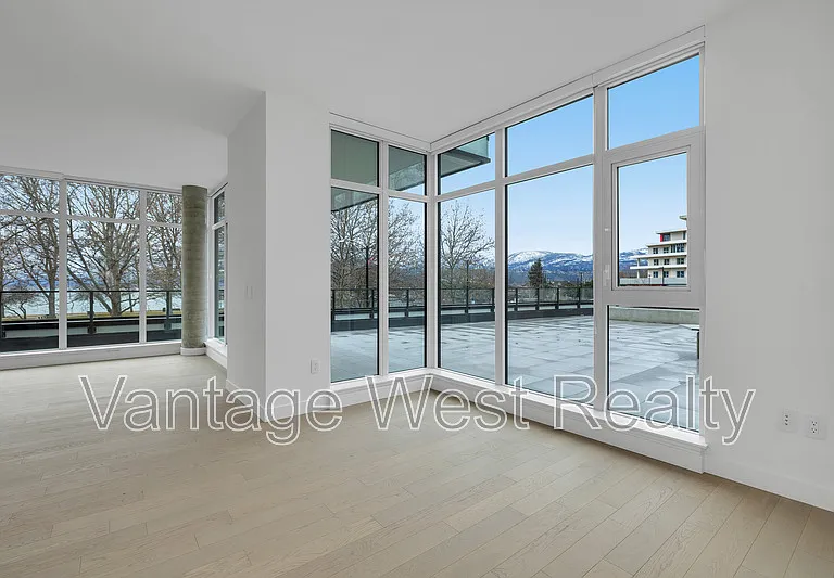 3389 Lakeshore Rd #216 — Photo 29