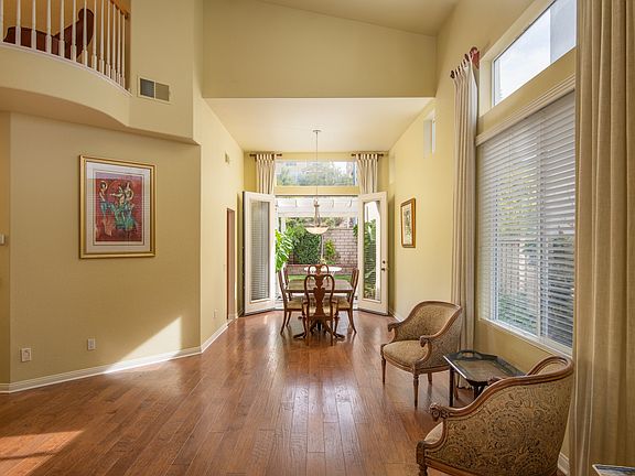 5th image of 11019 Cedarcrest Way