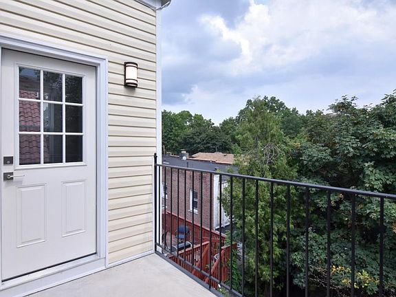 5th image of 4244 Vireo Ave #2