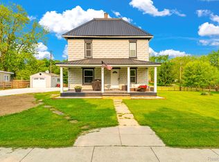 5668 Mill St, Peck, MI 48466