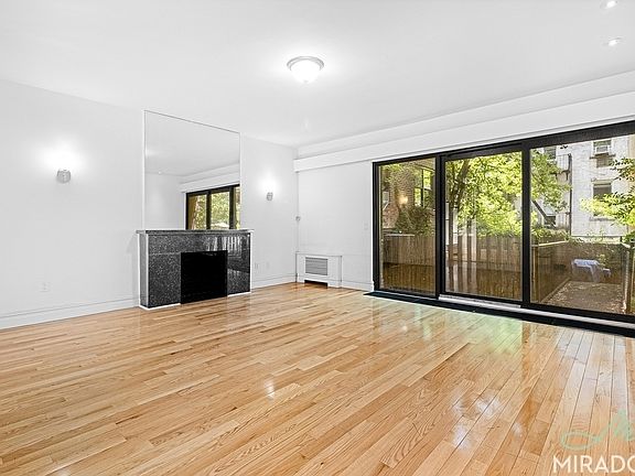 3rd image of 354 E 51st St