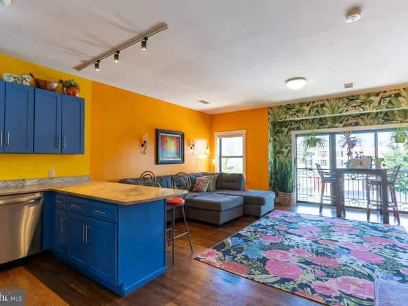 700 New St Unit 302, Camden, NJ 08103