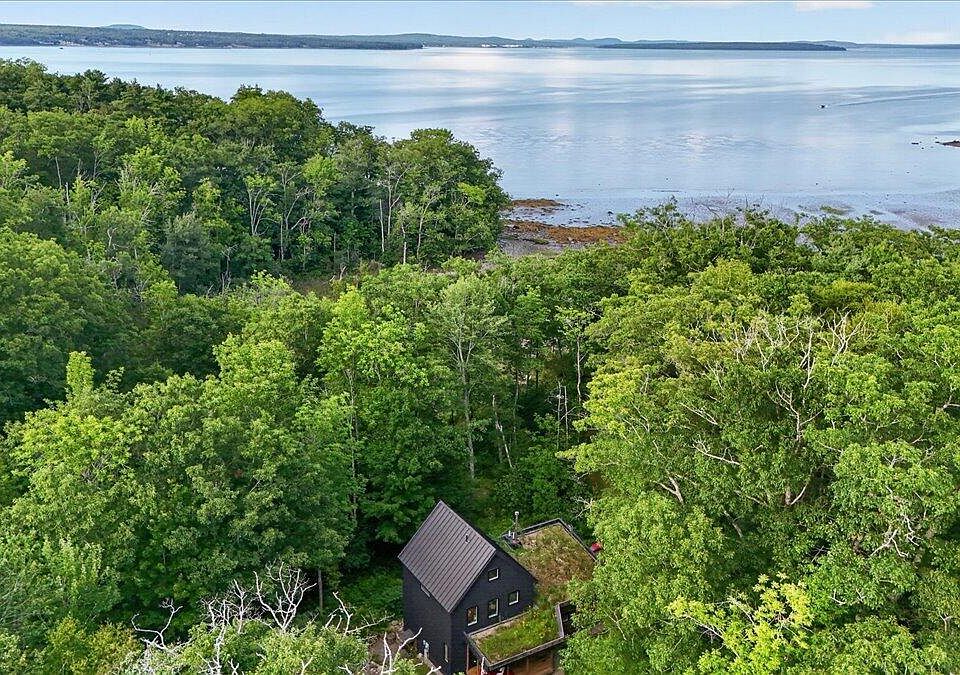 1st image of 138 Bayside Road